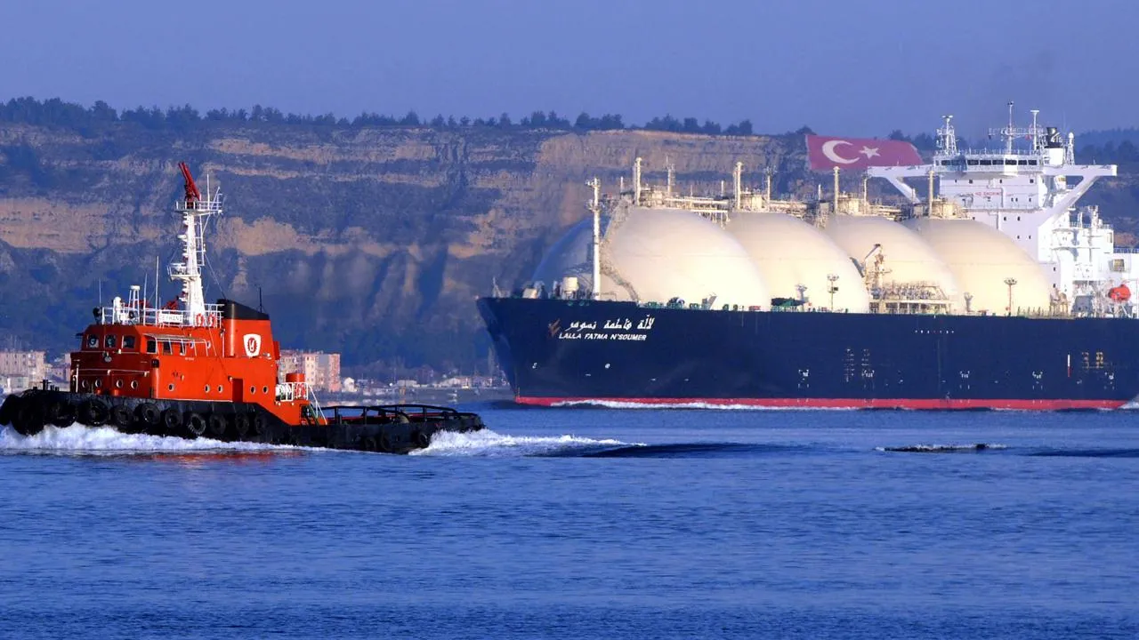 Türkiye'ye 3 ülkeden 600 bin metreküpten fazla LNG geliyor