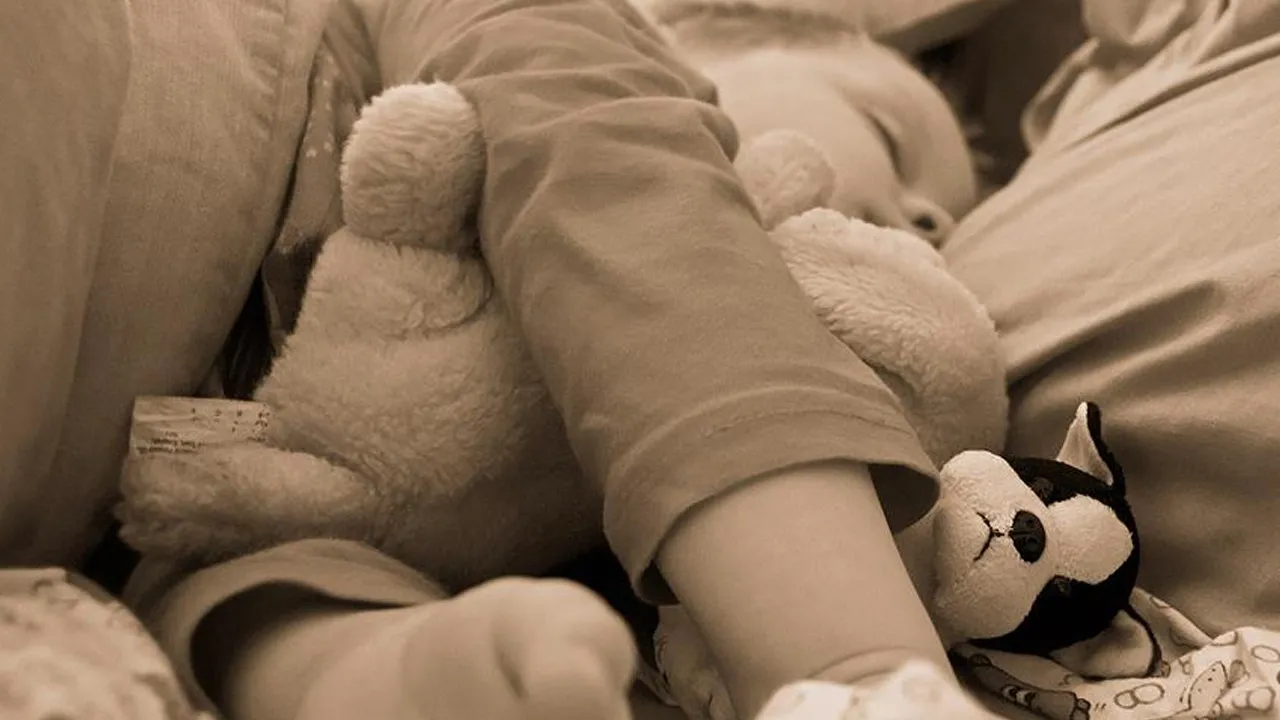 Dört çocuktan biri uyuyamıyor! Çocukların uykusunu artık yapay zeka ölçüyor