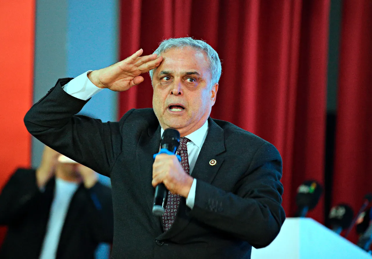 Hasan Ufuk Çakırdan, Cumhurbaşkanı Erdoğana bir asker selamı daha! O anlar gündem oldu