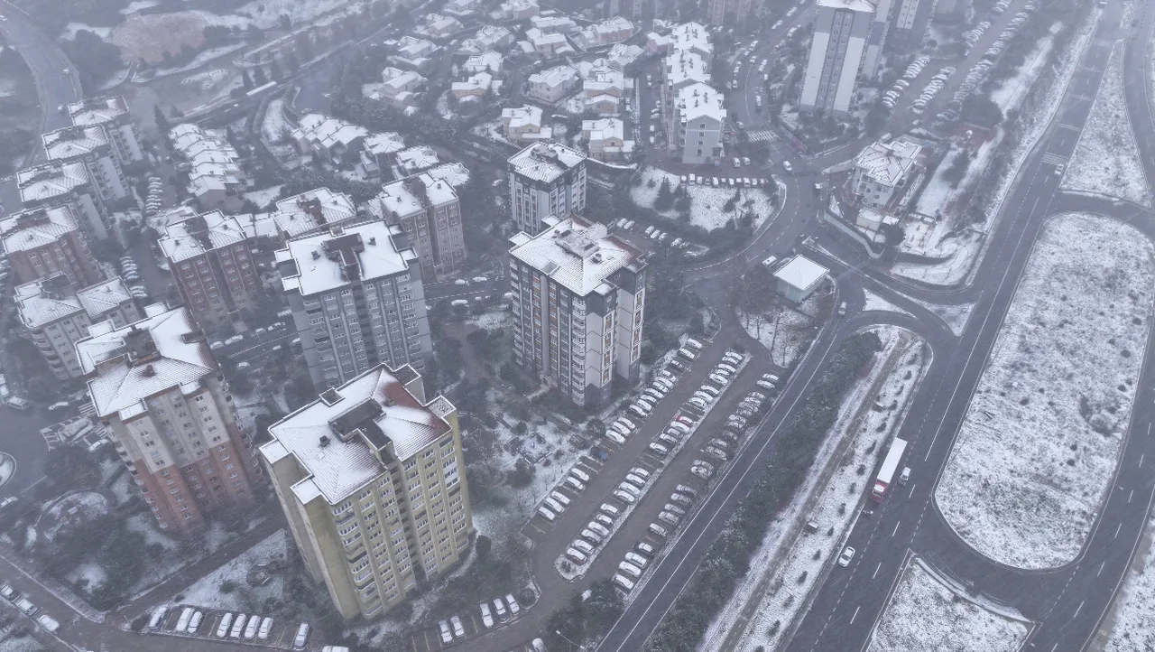 Kar, soğuk ve poyraz... İstanbul Valiliği’nden uyarı geldi