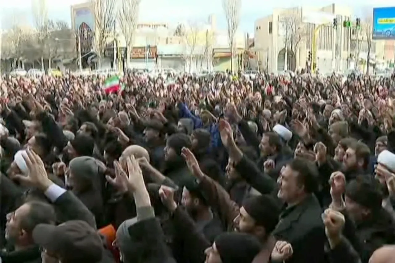 Trump, İranı yakından izliyoruz diyerek tehdit etti: Daha önce hiç görmedikleri şekilde karşılık veririz