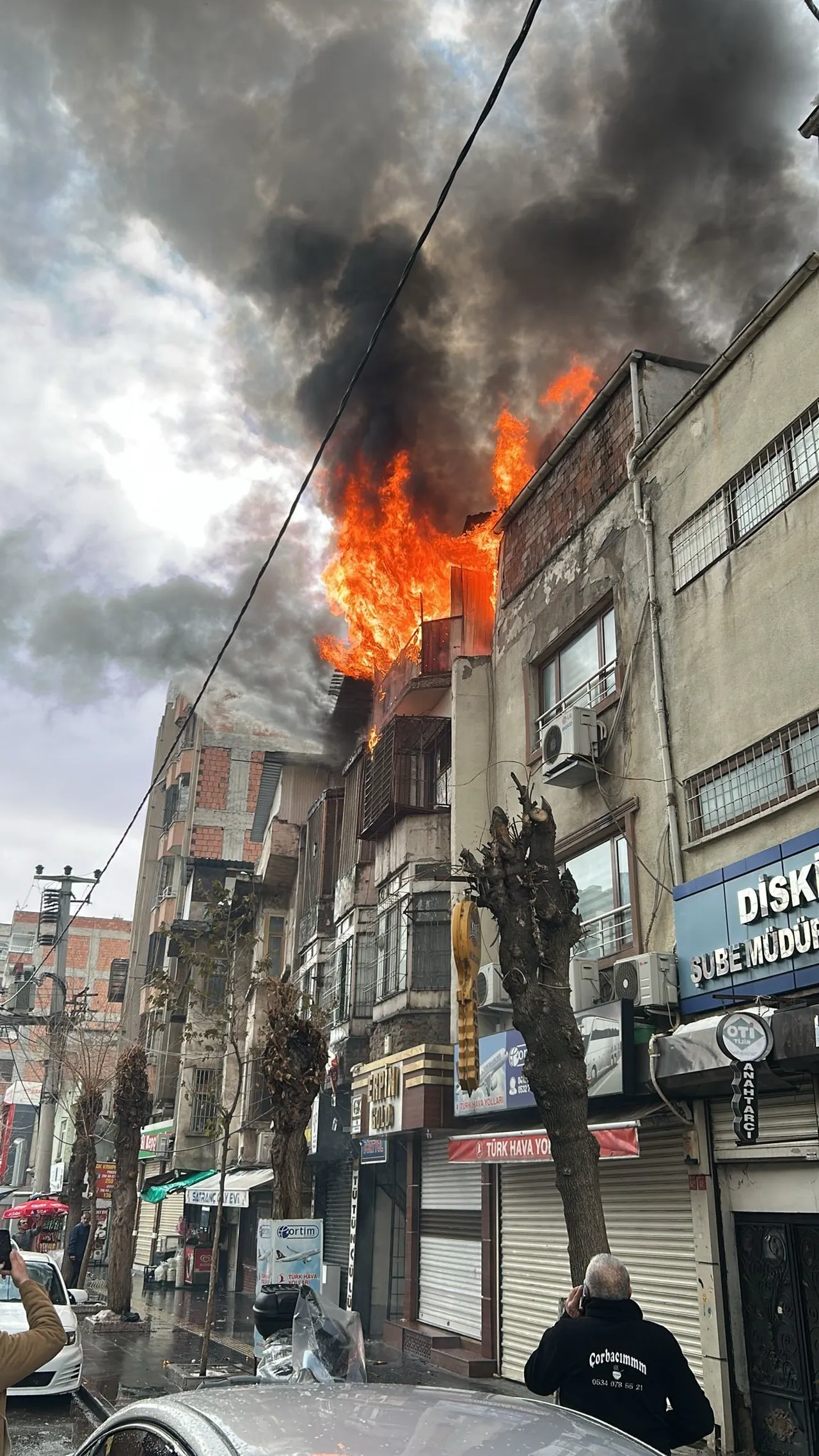 Türkiyede bir ilke imza atılmıştı! Çıkan yangında 100den fazla kuş telef oldu