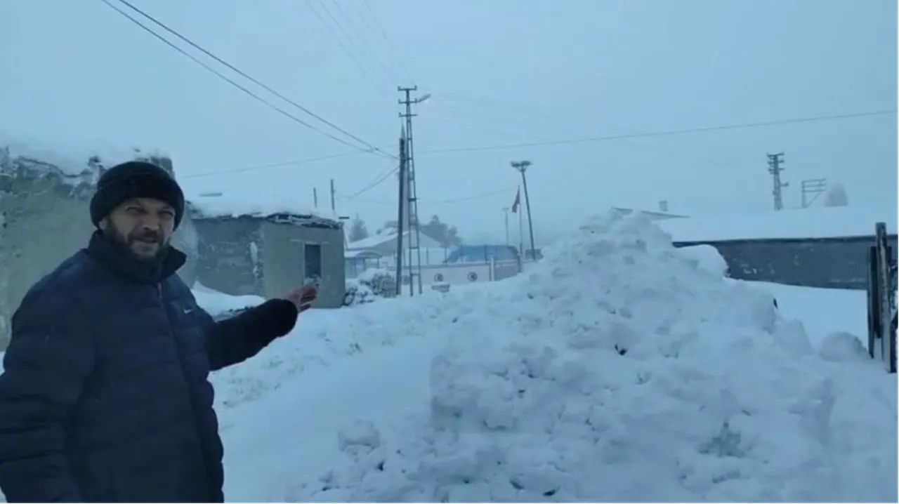 Alaska değil Türkiye! Kar kalınlığı yer yer 3 metreyi geçti