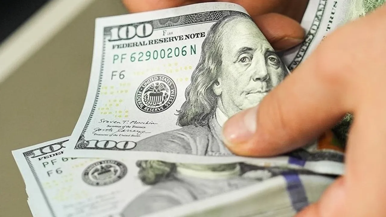 Cari denge 4 ay sonra açık verdi