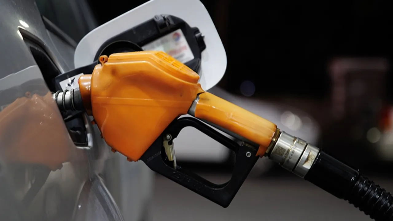 Deposunu doldurmayan pişman! Akaryakıta büyük zam