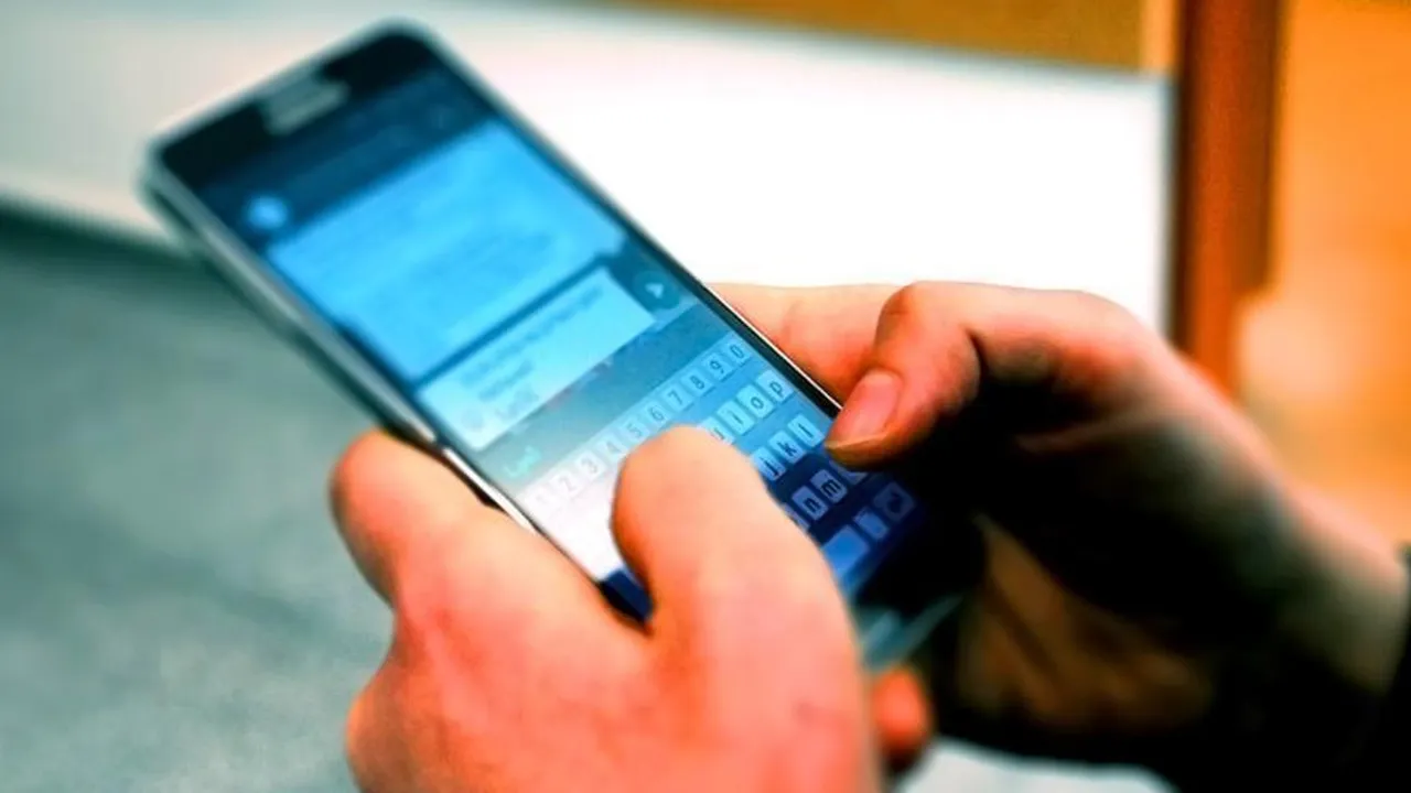 Eşinizin mesajlarına cevap vermiyorsanız dikkat! Hukuki sonuçları olabilir