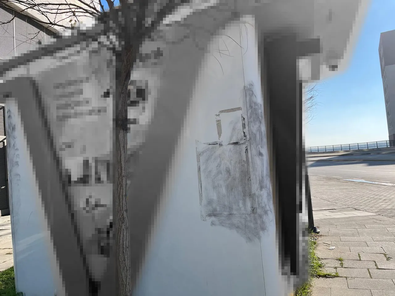 İzmir’de 30 milyonluk ATM soygunu! Para transferi yapmaya gelen aracı soydular