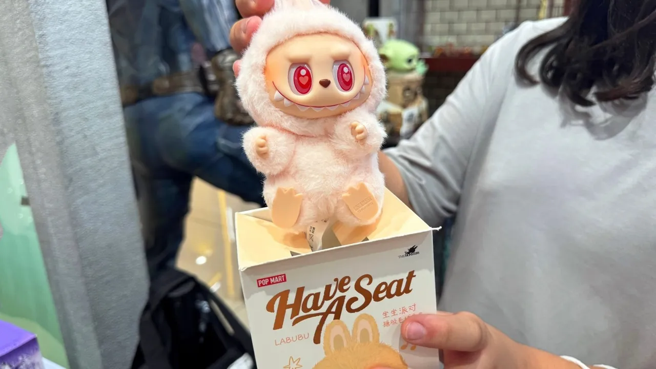 Labubu bebeklerinin karanlık yüzü ortaya çıktı! Çocuk işçiler 100 saatten fazla mesaiyle üretmiş