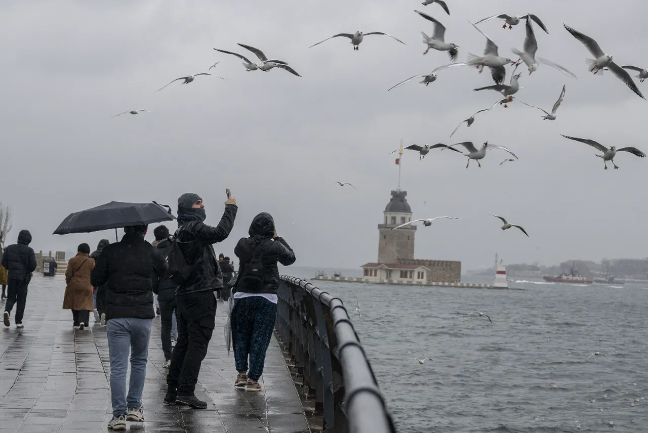 Meteoroloji’den çifte alarm! 30 ilde sağanak, 23 ilde kar yolda! 3 ilde hiç yağış yok