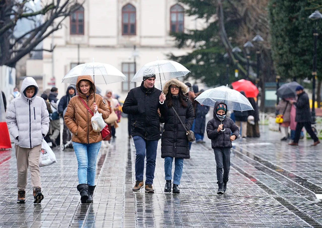 Meteoroloji’den çifte alarm! 30 ilde sağanak, 23 ilde kar yolda! 3 ilde hiç yağış yok