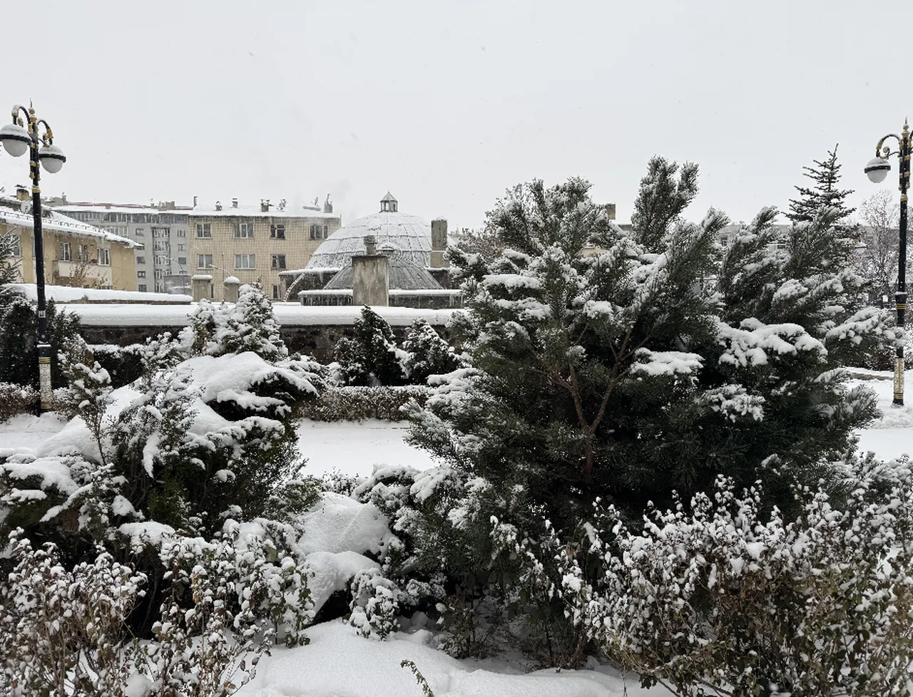Meteoroloji’den çifte alarm! 30 ilde sağanak, 23 ilde kar yolda! 3 ilde hiç yağış yok
