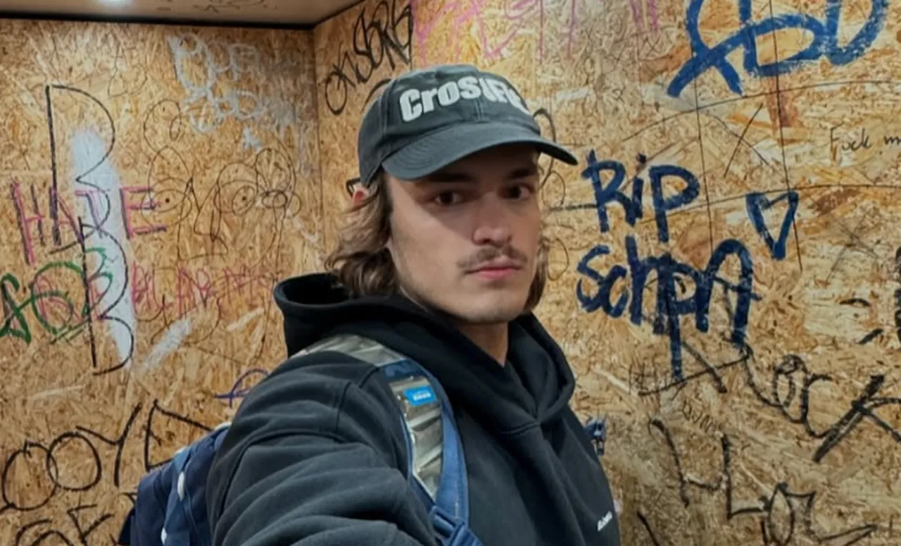 Survivor yeni yarışmacılar belli oldu! Survivor 2026 kırmızı takıma kimler katıldı?