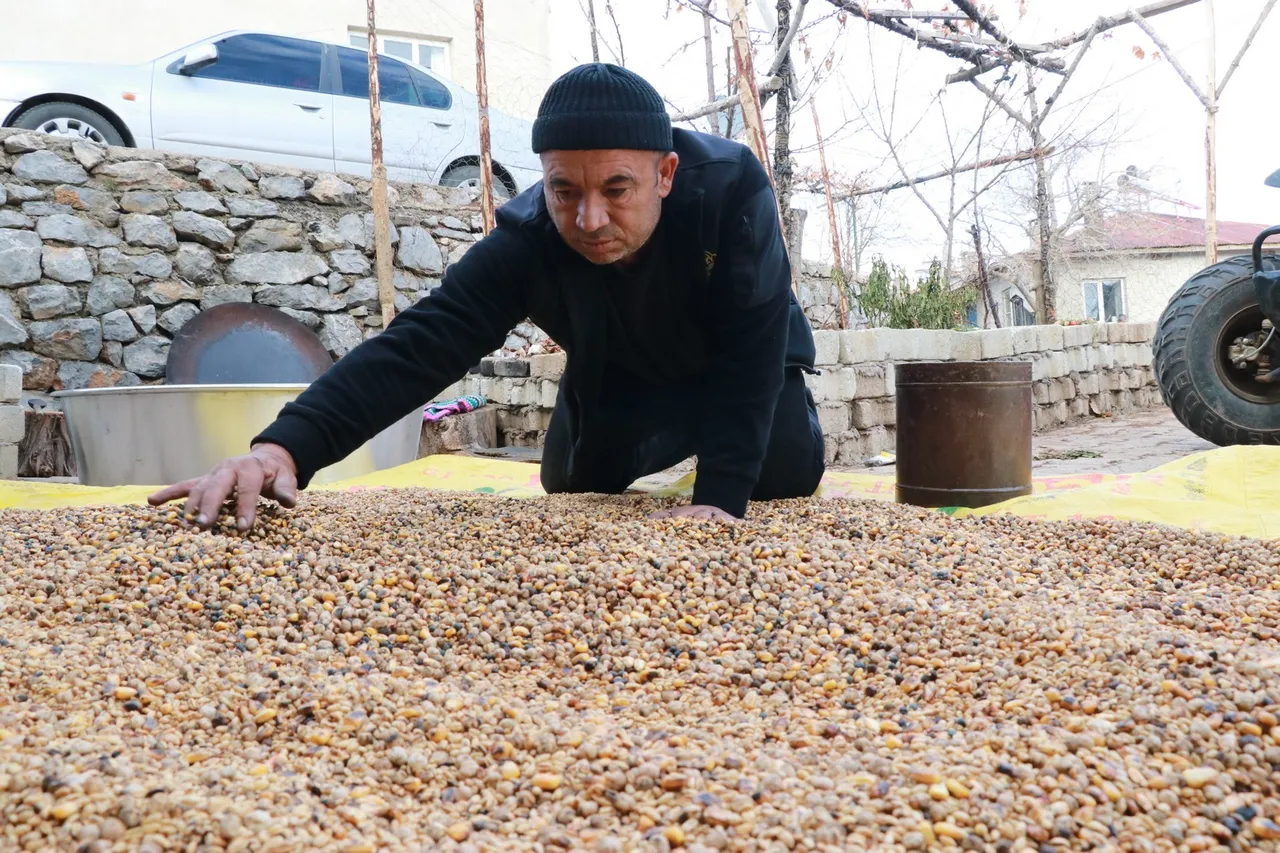 Türk mutfağının binlerce yıllık lezzeti! 7 saatte kavruluyor, birçok ilden talep var