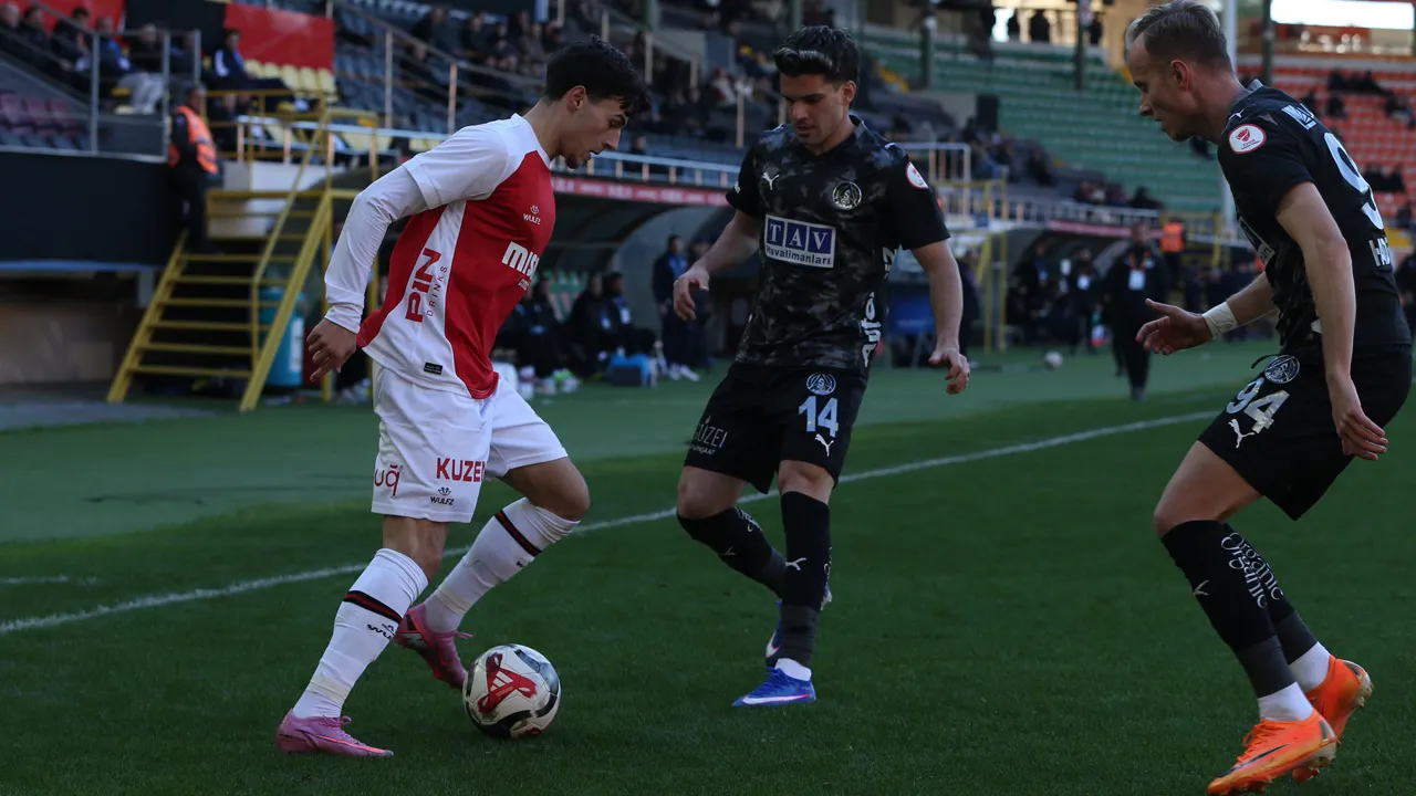 Türkiye Kupası'nda 4 gollü maç: Alanya'da kazanan çıkmadı