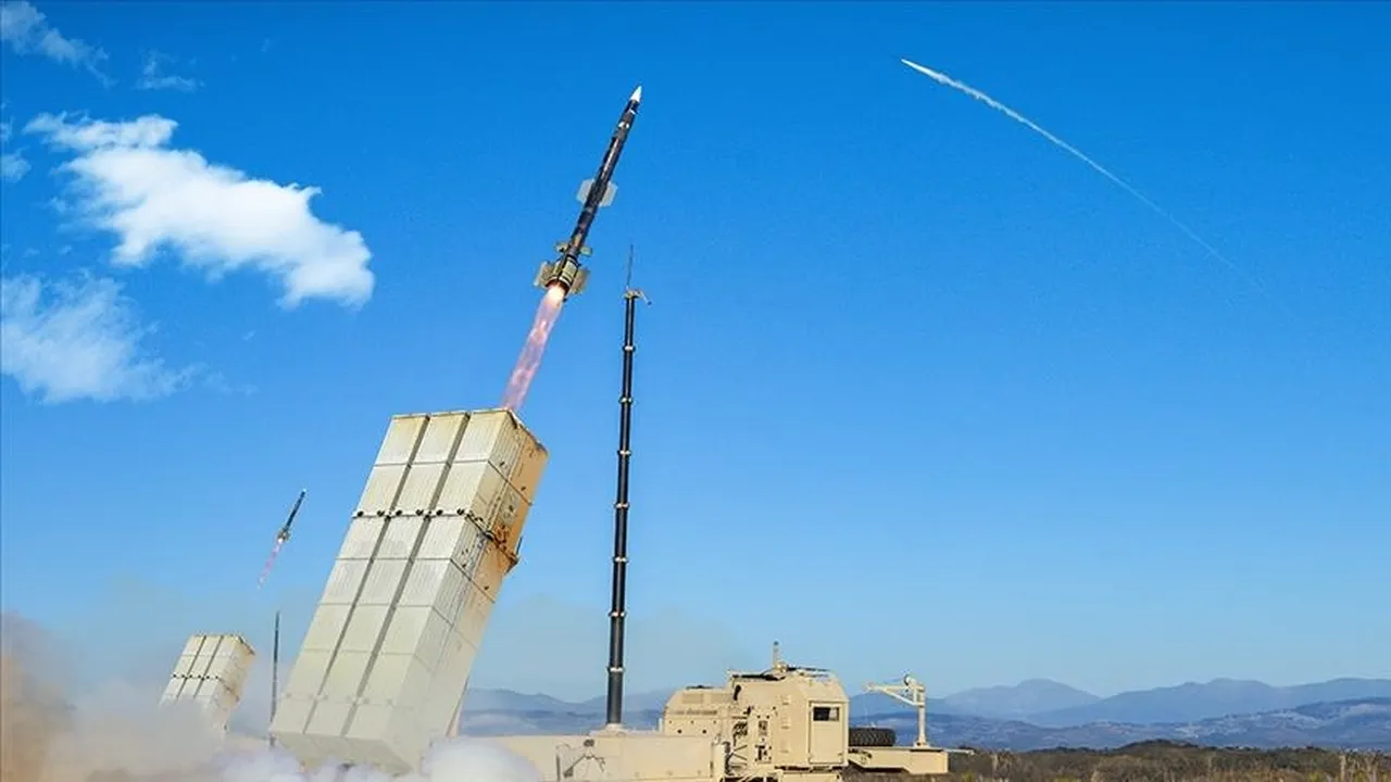 Türkiyenin F-35e geri dönüşü Yunan basınında! Dev İHA hamlesi manşetten duyuruldu