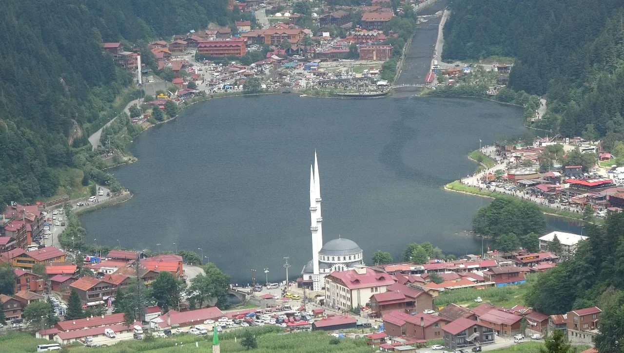 Uzungölün 400 yıllık sırrı çözülecek! Felaketten doğan hikaye gün yüzüne çıkıyor