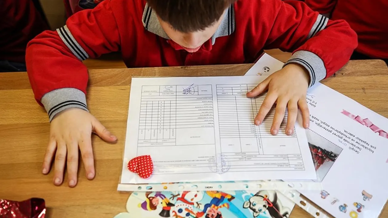 Yarıyıl tatili öncesi uyarı: Karne notlarına değil gösterilen çabaya bakın Görseli