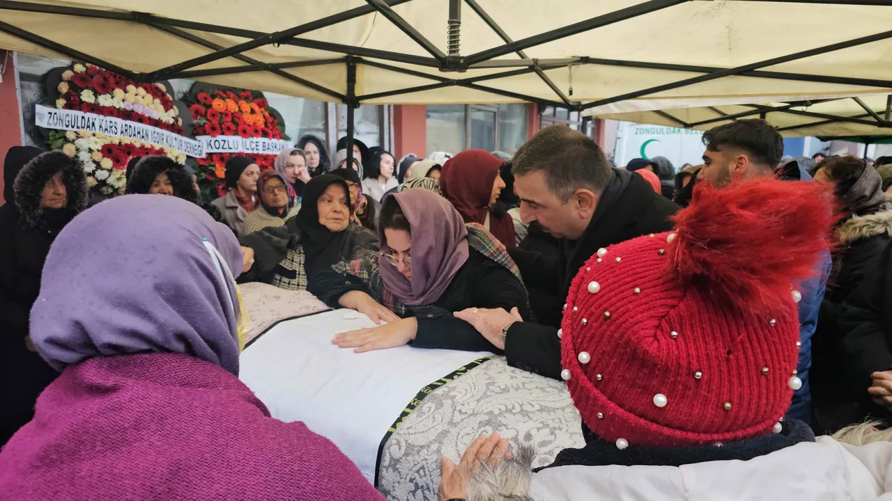 Aynı trajedi yıllar sonra yeniden yaşandı! Anne patates püresi, kızı elma yerken öldü…