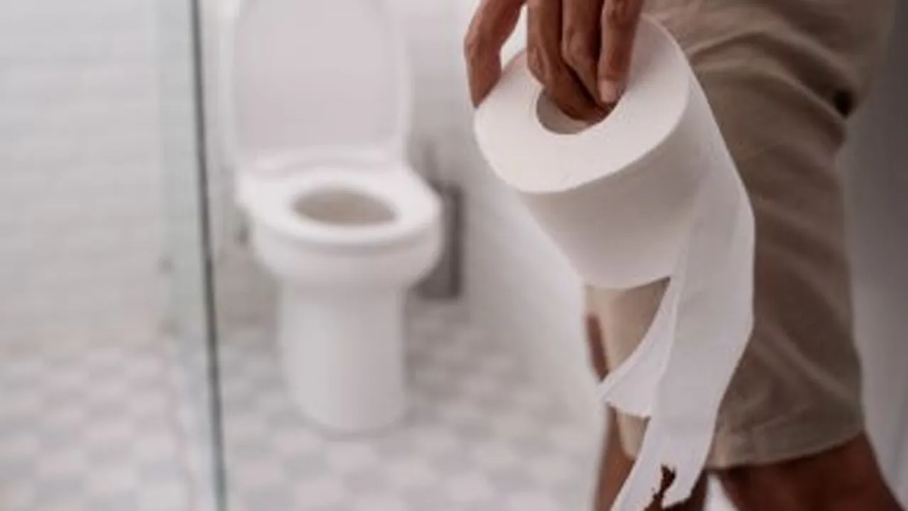 Belirti vermiyor sanılıyor ama tehlikeyi idrar rengi gösteriyor