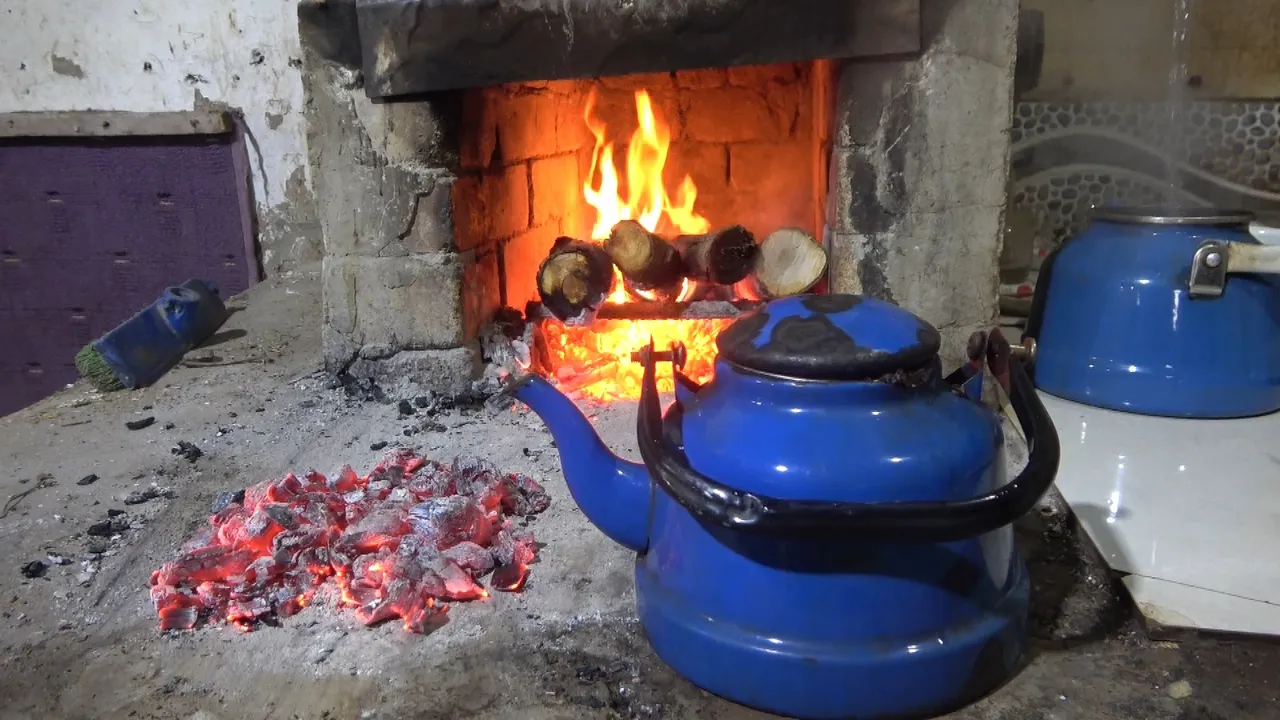 Çayın her yıl 5 TL olduğu yer! 40 yıllık tarihi var: Sigara yasak, herkes satranç oynuyor
