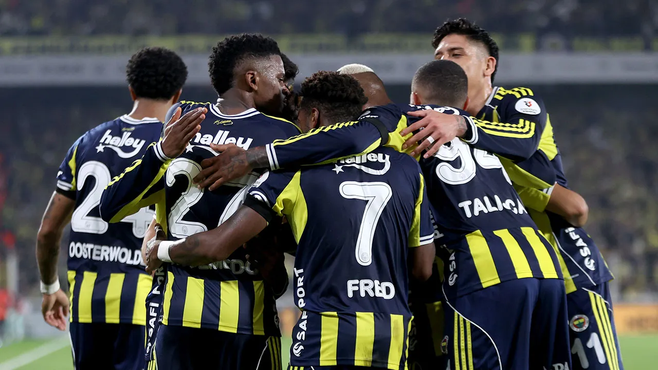 Fenerbahçeli yıldız, sürpriz transfer teklifini reddetti