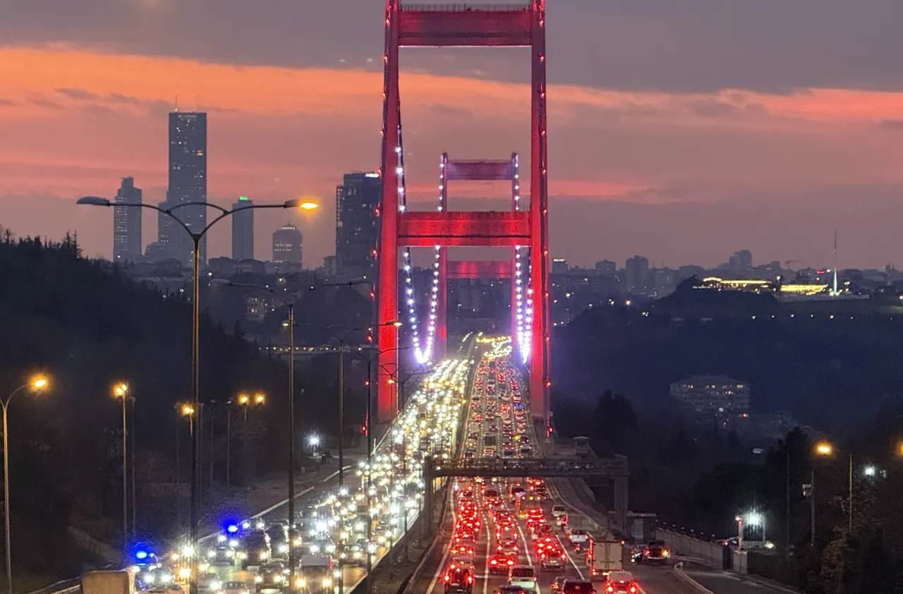 İstanbul trafiğinde akşam çilesi: Yoğunluk yüzde 85’e ulaştı