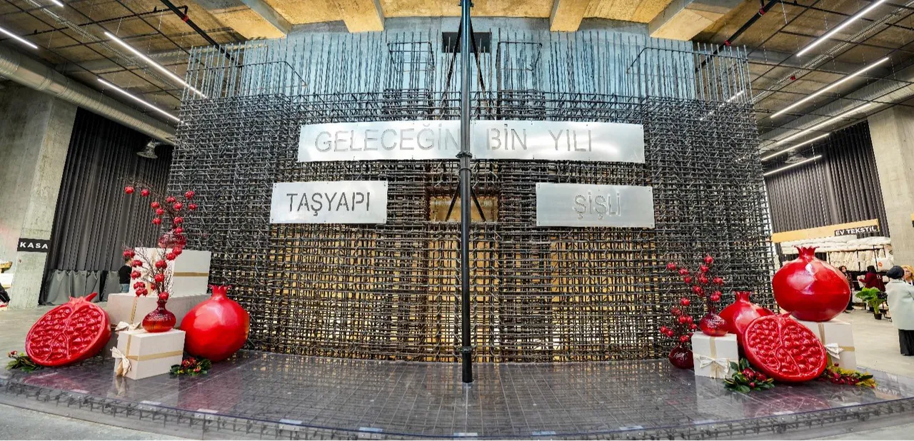 İYSAD 32. yılını Taşyapı Şişli’de kutladı