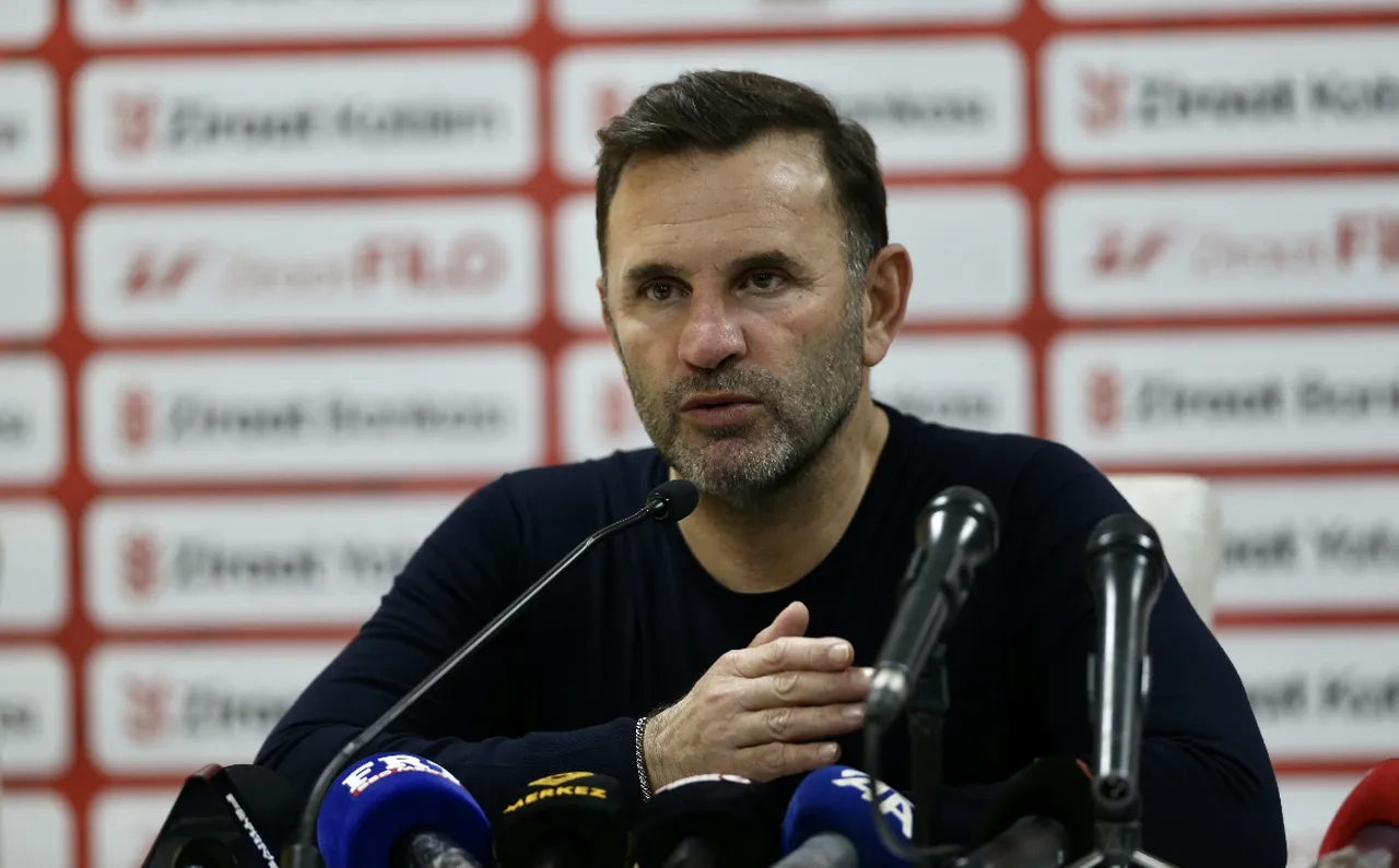 Okan Buruk'tan transfer müjdesi: Parasına bakmadan yıldız alacağız