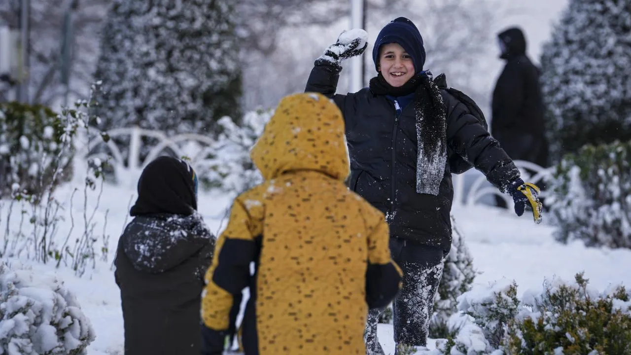 Rize'de okullar tatil mi, yarın Rize'de kar tatili var mı? 15 Ocak Perşembe Rize Valiliği açıklaması bekleniyor!