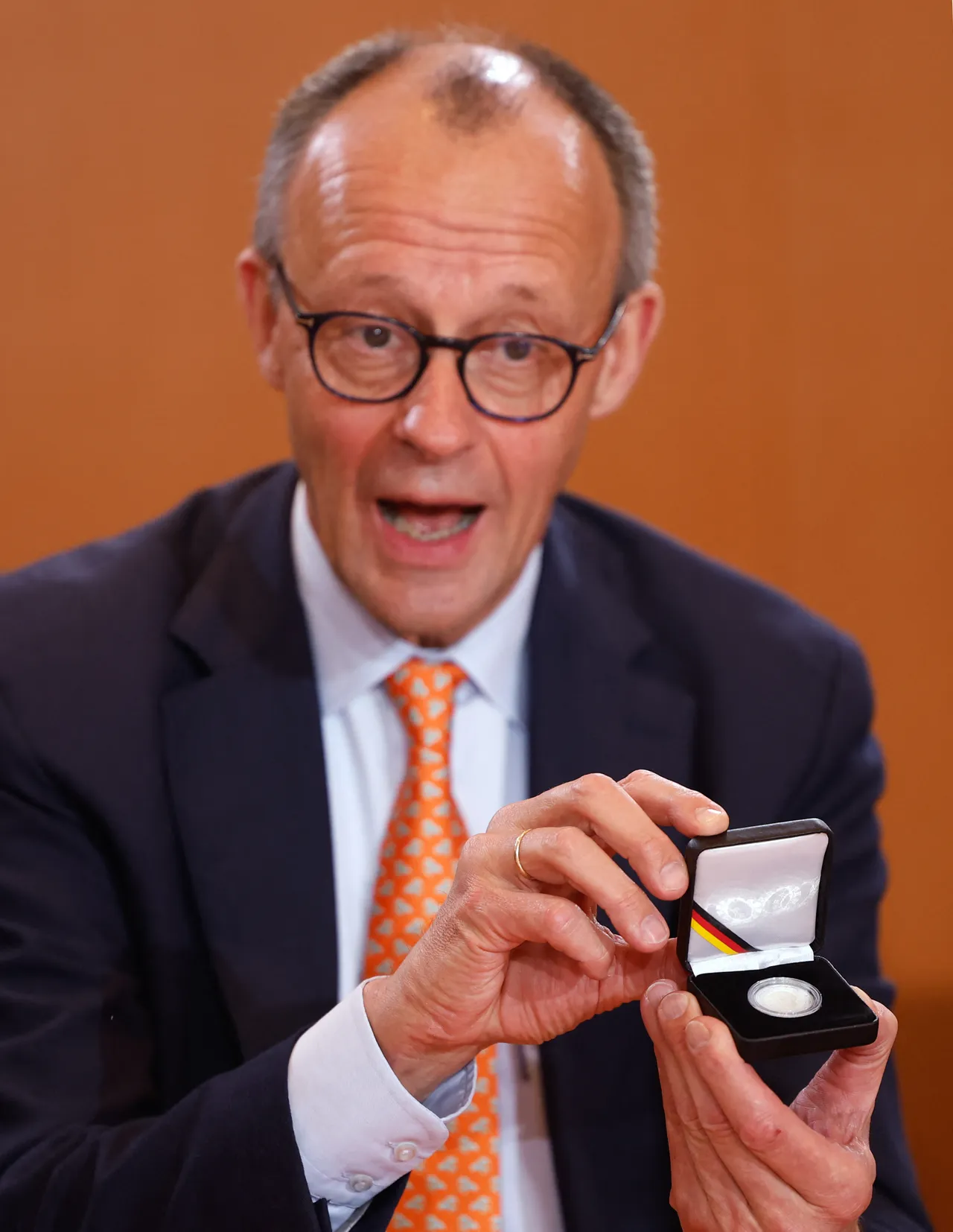 Sadece 30 milyon adet basılacak: Şansölye Konrad Adenauer’e özel 2 euro!