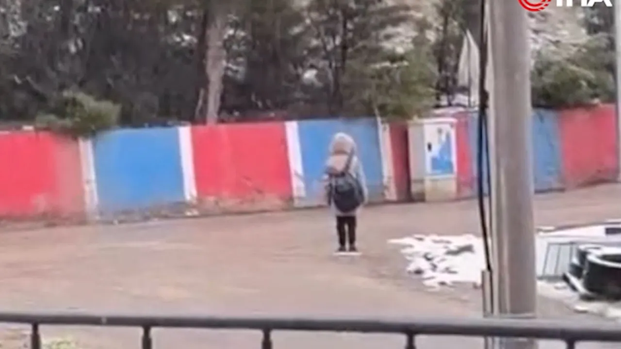 Sarıkamış şehitlerini hatırladı, kar altında hazır ola geçti! Türkmen öğrenciye anlamlı ödül