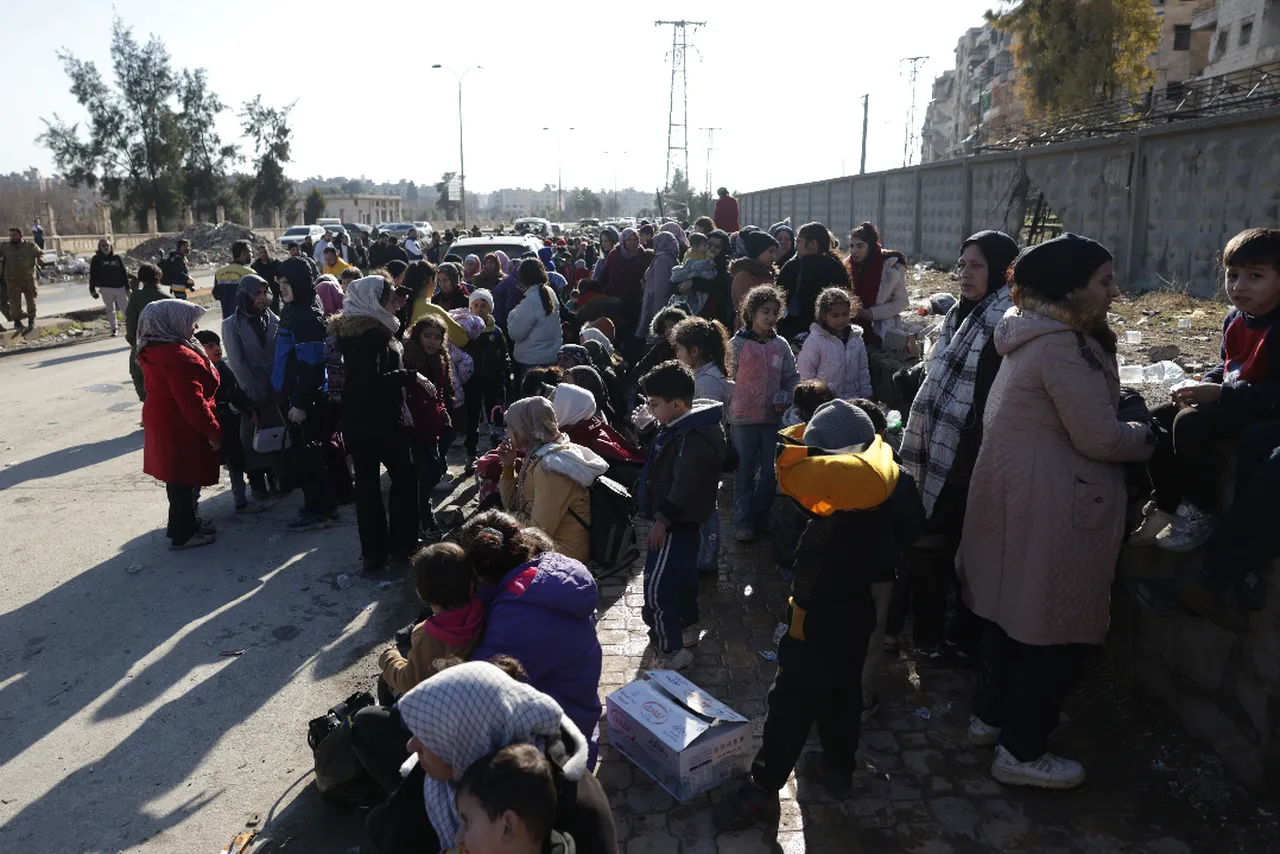 Suriye Ordusu harekete geçti: Fırat’ın batısında yardım koridoru açılacak