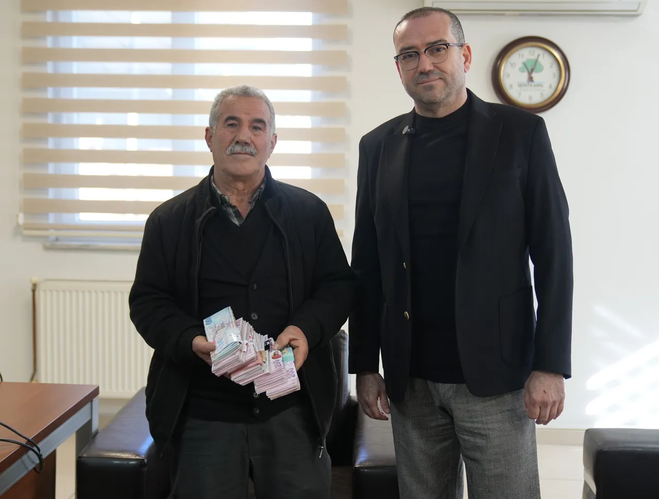 110 bin TLyi çöpe attı, belediye imkânsızı başardı