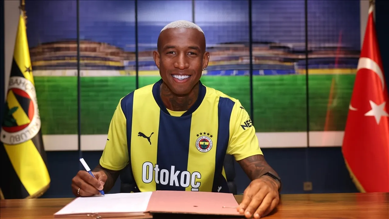 Fenerbahçe'nin 1-0 kazandığı Beyoğlu Yeni Çarşı maçında golü Anderson Talisca kaydetti