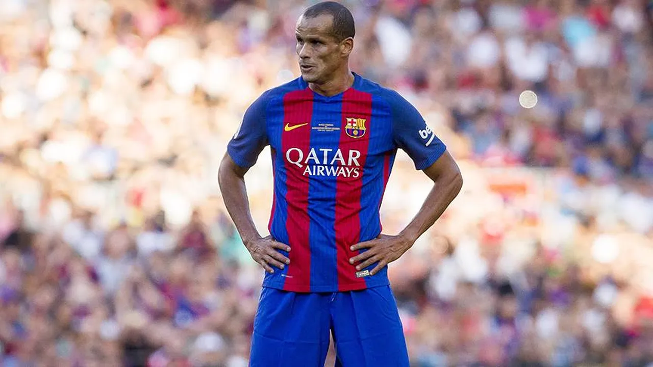 Barcelona'nın efsane futbolcularından Brezilyalı Rivaldo