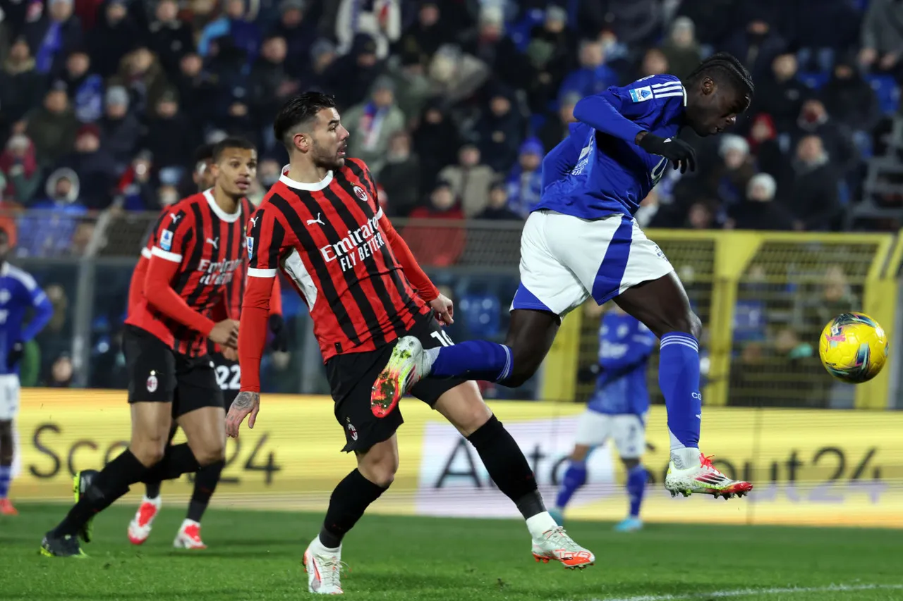 Como-Milan maçı hangi kanalda, şifresiz mi, nerede izlenir? İtalya Serie A