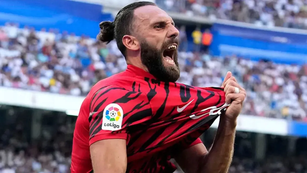 Fenerbahçe'de Vedat Muriqi sürprizi! Kritik toplantı bugün