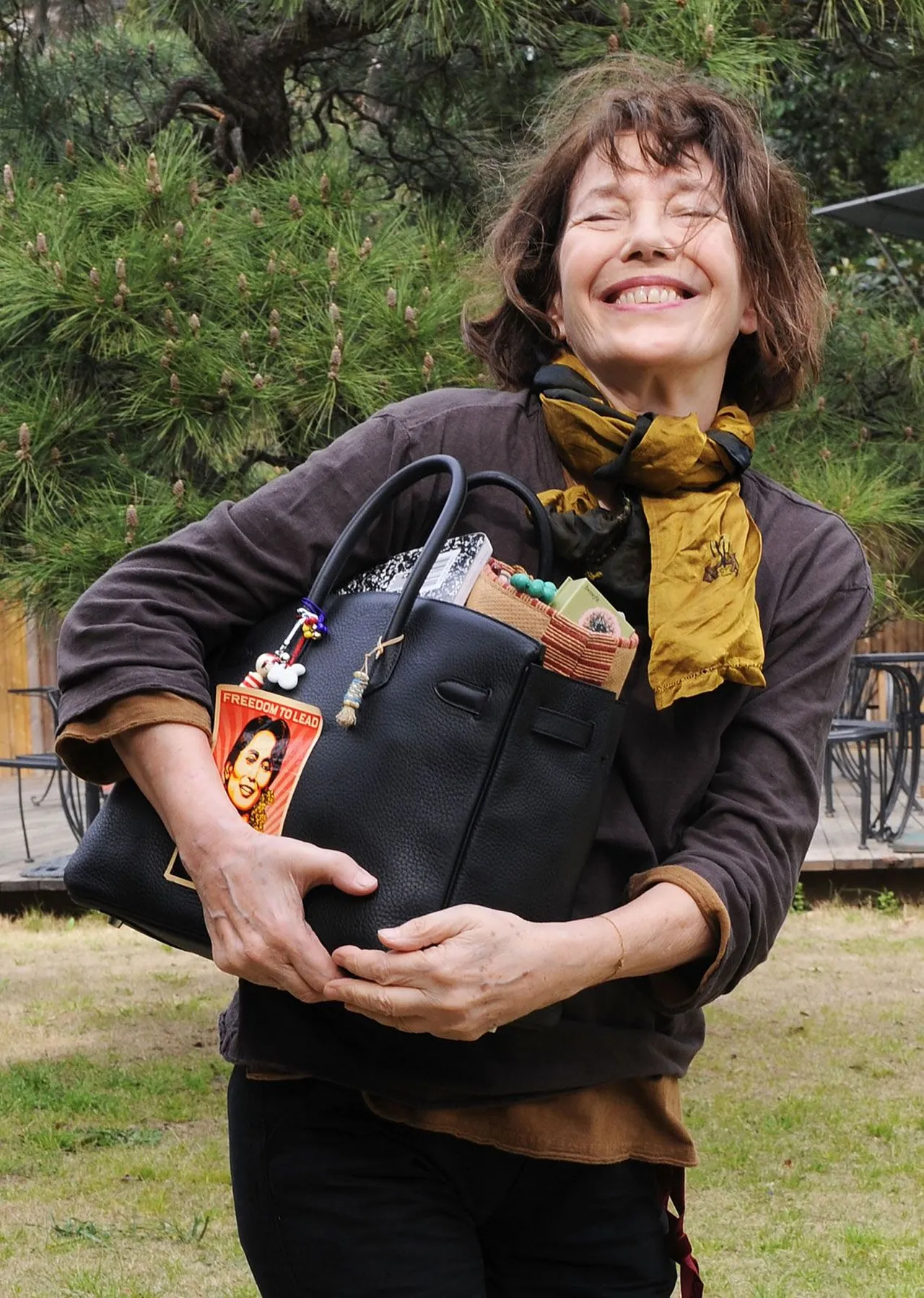 Hermèste skandal! Lüks çantayı satın almak için prestijli ev adresi şartı