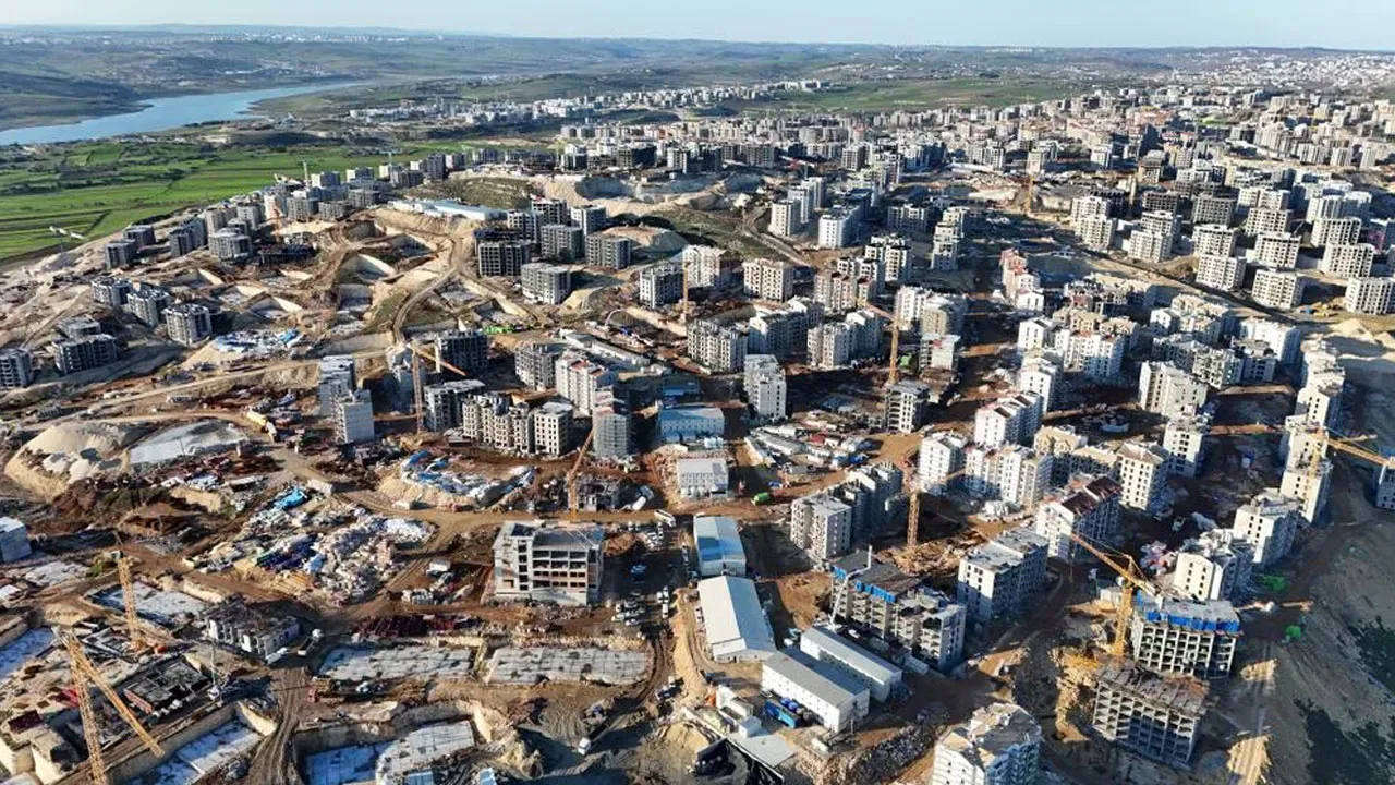 DEVASA ŞEHİR KURULUYOR!