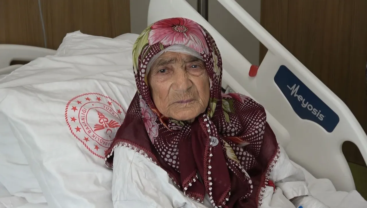 Nefes darlığı için gitti, 5 kiloluk tümör çıkarıldı