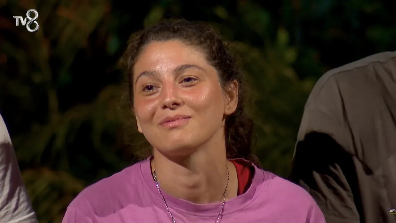 15 Ocak Survivorda kim elendi? Dilan ve Seran Ay karşı karşıya geldi
