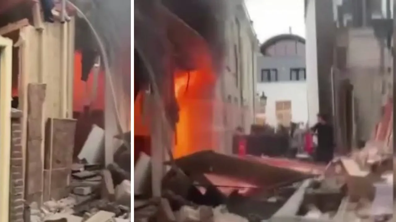 Hollanda'da patlama! Ev cayır cayır yandı, ortalık savaş alanına döndü