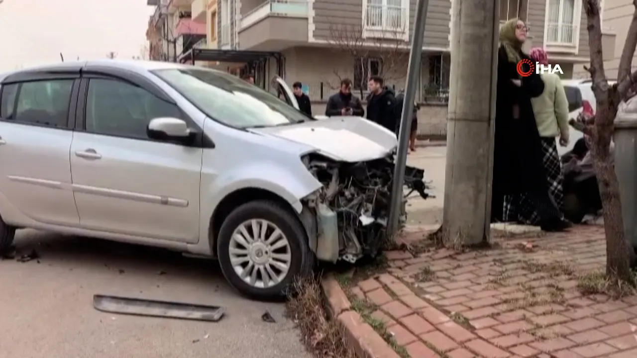 Karne aldığı gün şoku yaşadı! Annesiyle eve dönen küçük Erva kazada yaralandı