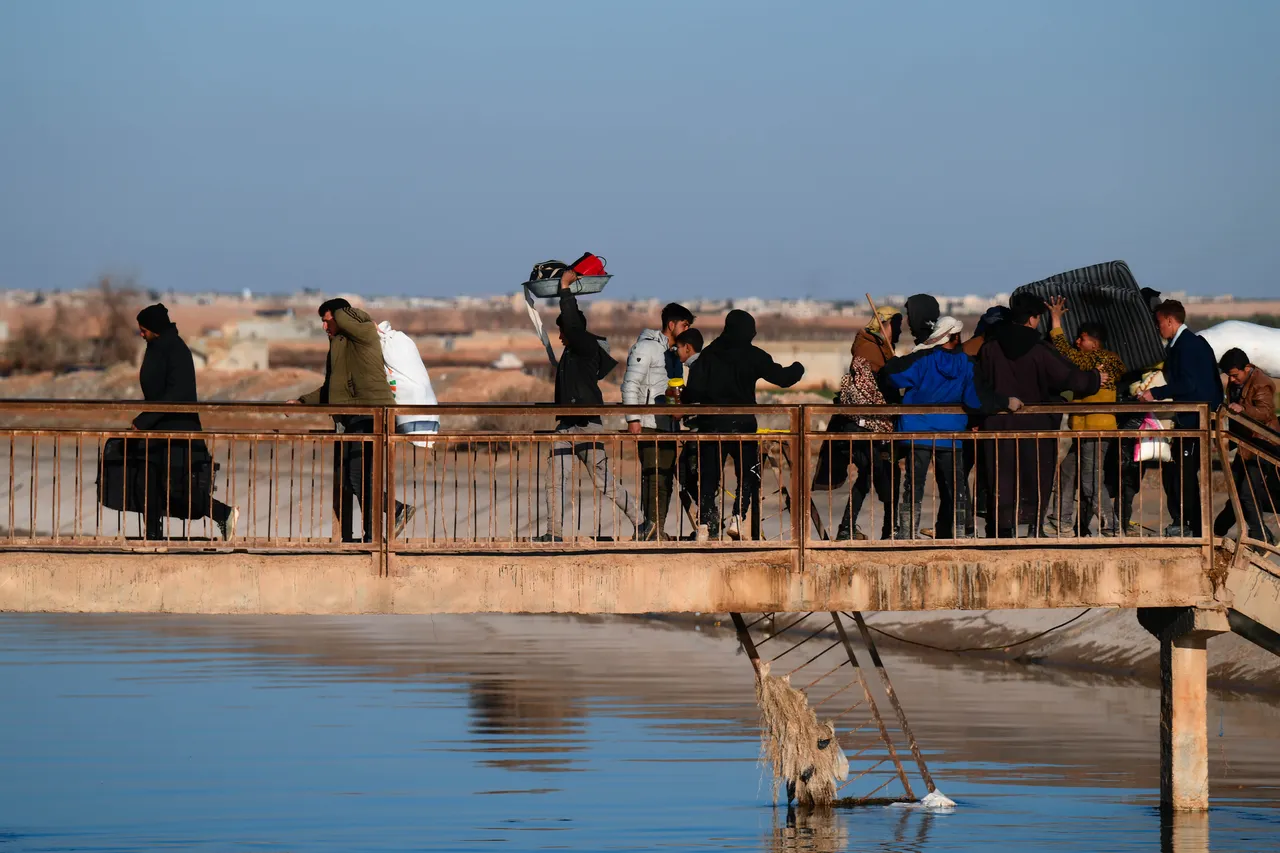 Suriye ordusundan YPG mensuplarına çağrı: Ayrım yapılmaksızın kabul edilecekler