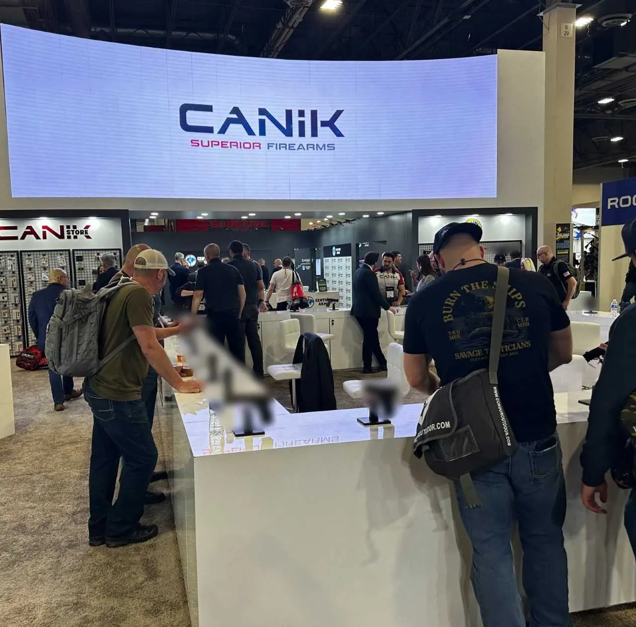 SYS Grup, 3 kıtada gövde gösterisine hazırlanıyor