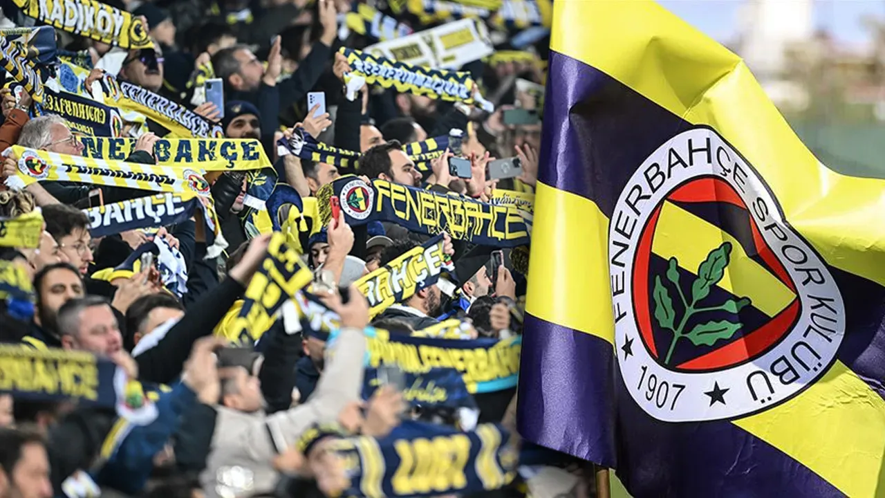 Fenerbahçe'de yaprak dökümü: 3 oyuncu gitti, 3 veda daha olacak