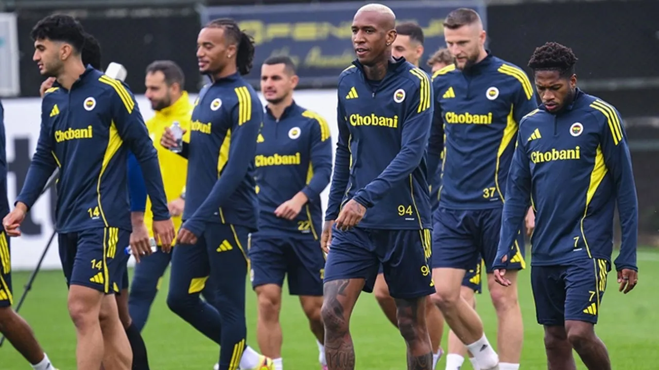 Fenerbahçe'nin Alanyaspor maçı kadrosunda 4 eksik!