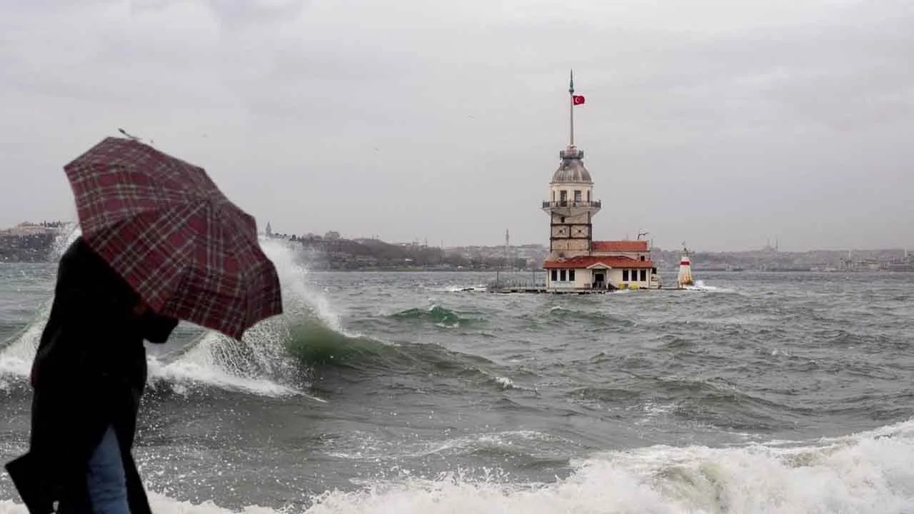 İstanbul'da kar sonrası fırtına geliyor! Valilik pazar sabahı için uyardı