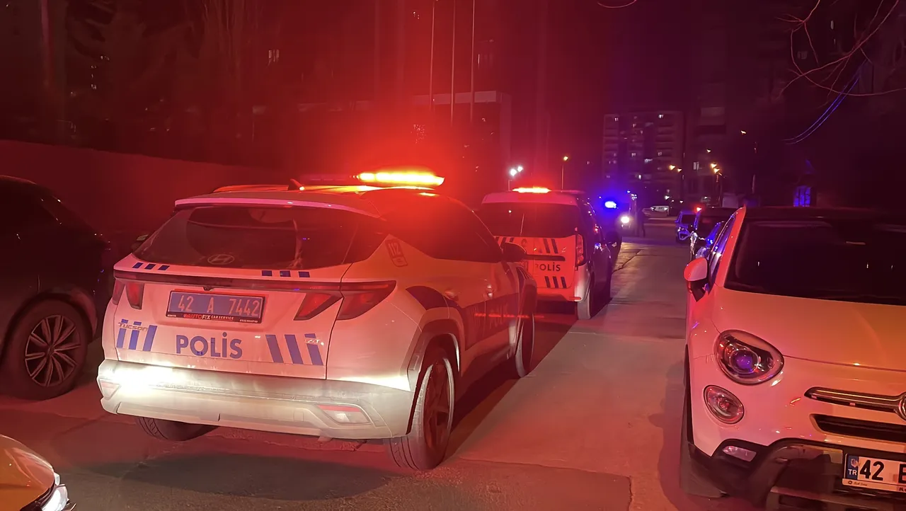 Konya’da aile faciası! 23 yaşındaki genç dehşet saçtı