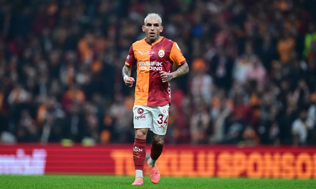 Torreira cezalı mı, kadroda neden yok? Galatasaray Gaziantep maçında gözler Torreirayı aradı!